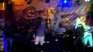 LA PLEY BUK Y EL RATA MUSIIK (EN VIVO QUE PASO -ROCHA)