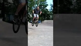 трюки в парке MTB 26 #mtbdirtjump #mtb26 #skatepark #bunnyhop #банихоп #стрит #mosdef  #bmxstreet