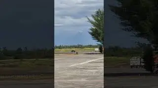 Garuda Indonesia Boeing 737-800NG on Final Runway 35 BTJ Aiport Aceh, Clear to land!