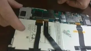 Samsung galaxy tab 4 снимаем заднюю крышку