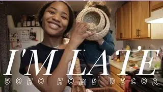 a quick thrift haul & mini December vlog [Value Village/wicker//rattan& w o o d]