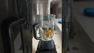 Sunny morning smoothie