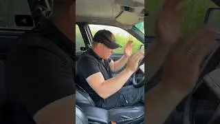 Когда учат водить машину батя и дед😂 