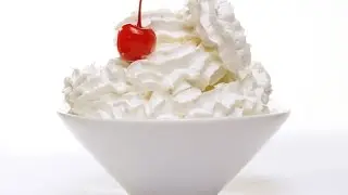 How to Make Fresh Homemade Whipped Cream - The Hillbilly Kitchen