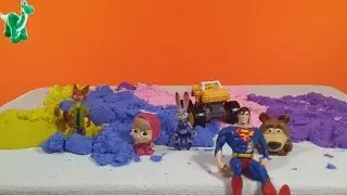 Ищем игрушки в живом песке / Looking for toys in the living sand