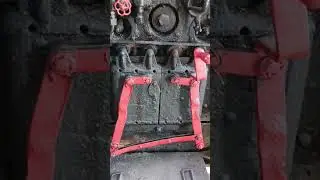 Внутри старого паровоза