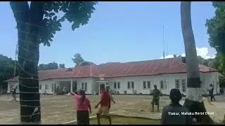 Viral, Kantor Bupati Maluku Barat Daya Dirus4k Oleh Ratusan Pendemo
