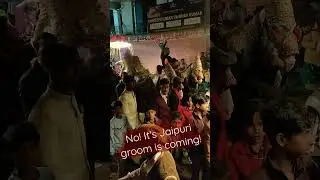 It's MERRY CHRISTMAS Jaipuri Groom 🌲⛄ #india #wedding #groom #street #party #2022