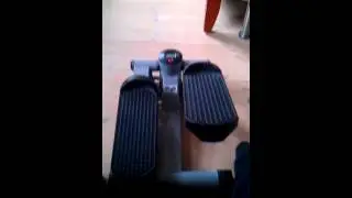 How to Exercise While Sitting at Your Computer (7 easy steps)