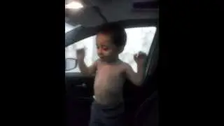 Miguel dancando Naldo