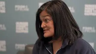 Congresswoman Pramila Jayapal visits Food Lifeline