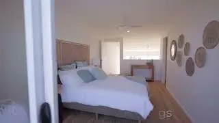 The Coastal Loft by Thompson Sustainable Homes