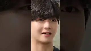 Kim Taehyung and his Tata mic face is forever iconic 💜🫂 #Taetae #Tatamic #kpop #Taehyung #V #Vkook