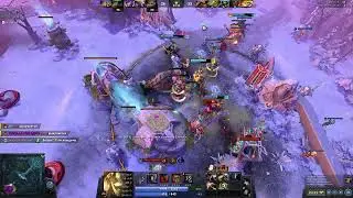 Dota 2 2000mmr player (broken microphone)