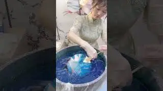 Making Chinese hand-painted fans, half natural, half artificial. #painting #art #diy