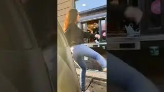 Dunkin’ worker appears to punch girl in the drive-thru