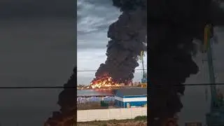 Пожар на нефтебазе в Севастополе.