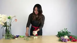 How to make a corsage