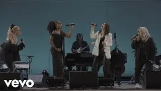Sara Bareilles, Renee Elise Goldsberry, Paula Pell, Busy Philipps - 4 Stars (Live [Again])