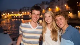 Summer Study in Paris: Join Our Exclusive Abroad Summer Program!