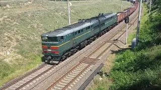 2ТЭ10УТ-0068 с грузовым следует по перегону Новосавицкая-Тирасполь.