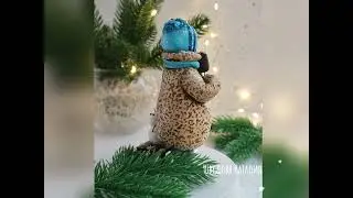 Маринка и снеговик. Авторская коллекционная игрушка на елку из ваты