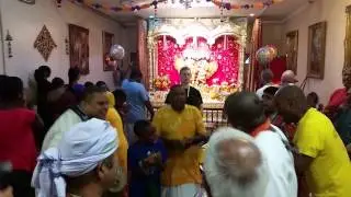 Laksmi Nrsimha Das rockin the house at KB Mandir