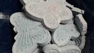 Blue extremely dusty gym chalk crush | ASMR #anxietyrelief