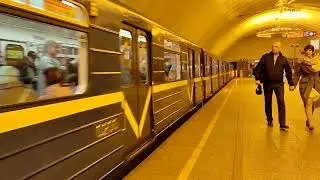 Метропоезд 