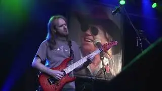 BIKINI   Közeli helyeken -  gitár szóló - 2011
