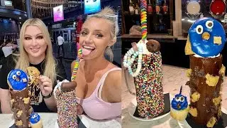 SUGAR FACTORY LAS VEGAS- Gourmet Milkshakes- TRAPPED IN THE MALL AT NIGHT