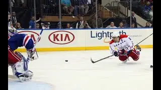 Ovechkin scores unbelievable goal from knees