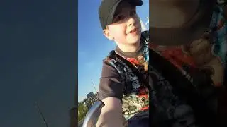 Катаемся на набережной