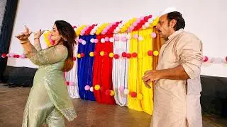 Neelam Gul Lovely Pashto Song With Jahangir Khan On Stage