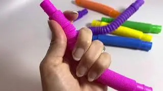 Small pop tube fidget toy