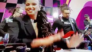 Rita Lee  banheira de espuma