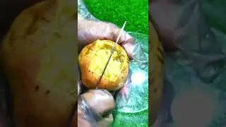 white pomegranate cutting trick #pomegranate #foodshorts #fruit #food #cuttingskils #fruitcutting