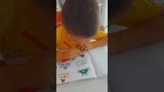 Talha resim yapıyor... 