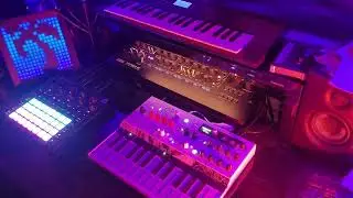 o u t r u n synthwave - Circuit Tracks, Microfreak, Minilogue XD, Reface DX