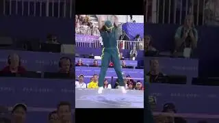 Cuando los frikis se ponen a bailar #frikitona #breakdance #friki #paris2024