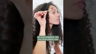 Castor oil is one of the best kept beauty secrets 👩‍🦱
