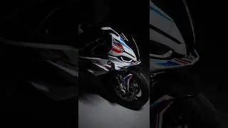 This one will make your eyes flash! 📸⚡️subodh_jaisimha (IG) #MakeLifeARide #S1000RR #CustomBike