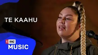 TE KAAHU - 'E Hine Ē' | RNZ Music Live Sessions