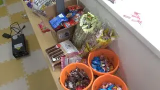 HALLOWEEN SET UP FOR MY JAPANESE STUDENTS/TRICK OR TREATERS October 31,2022  Start time is 5pm