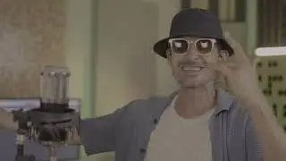 Silvàn Areg  - Dis maman dis-moi  - (Clip Officiel)