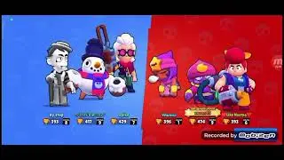 Играю в игры под новый год.