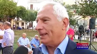 Trebisacce  duramente contestato il Commissario alla Sanità   YouTube