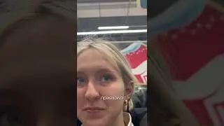 Встретила звезду в гипермаркете 