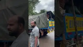 ജാതി മത രാഷ്ട്രീയ ചെരിതിരിവില്ലാത്ത ഞങ്ങളുടെ ഗ്രാമത്തിന്റെ കൈത്താങ്ങ് | #save #wayanad #shorts