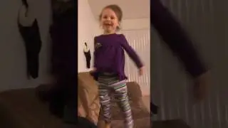 Finger Family Toddler Fail
